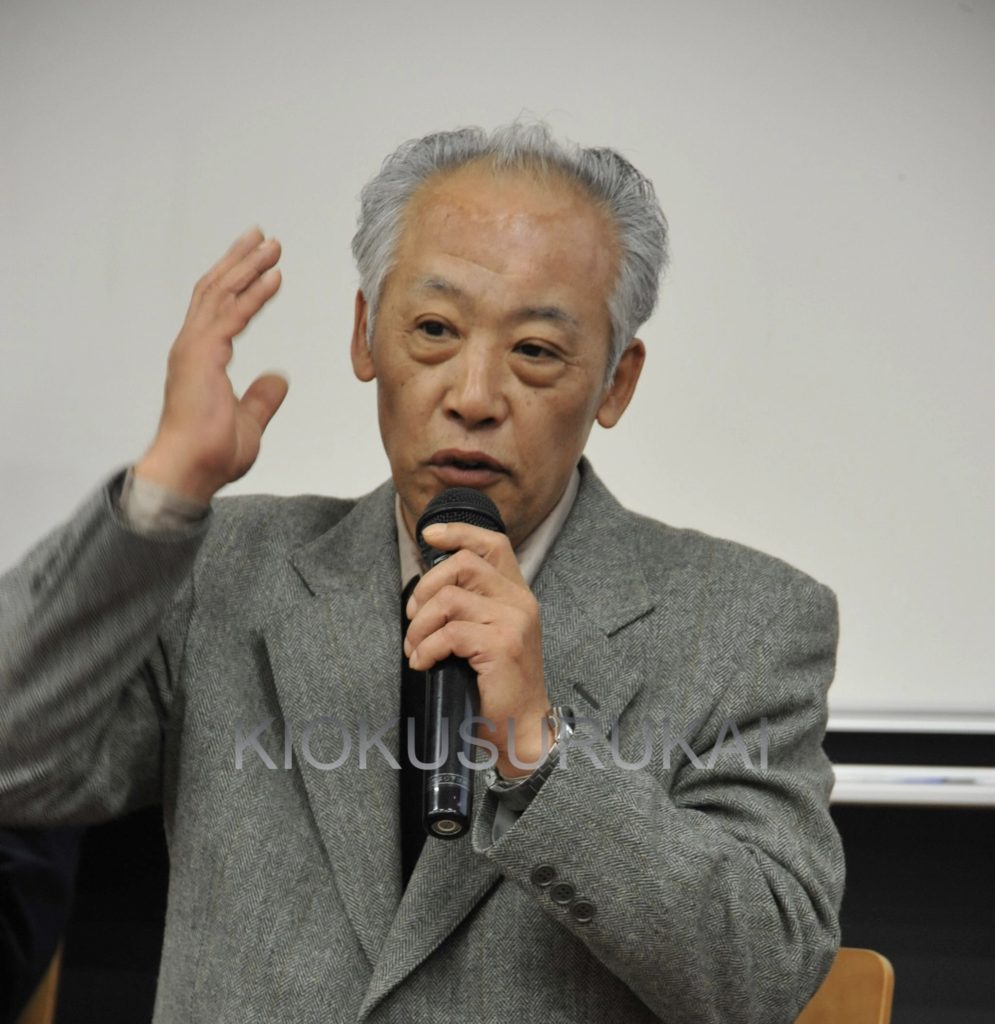 証言集会で帰国者としての体験を語る石川学さん 2019年11月東京にて(撮影 合田創)