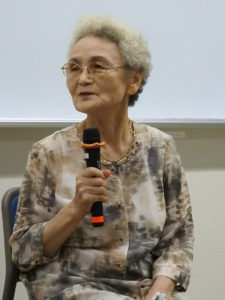 北朝鮮での生活について証言する広島出身のパク・ヨンスクさん。2018年7月大阪にて撮影 合田創